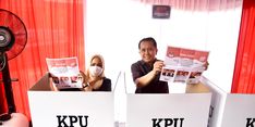 Pantau Sejumlah TPS di Palembang, Pj Gubernur Sumsel Pastikan Pemilu Berjalan Lancar