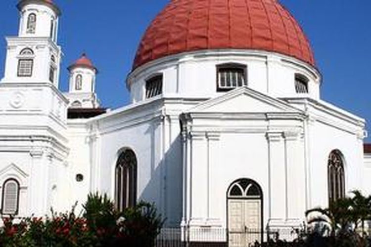 Gereja Blenduk di Semarang, Jawa Tengah merupakan gereja yang dibangun pada 1753 dan merupakan salah satu landmark di kota lama.