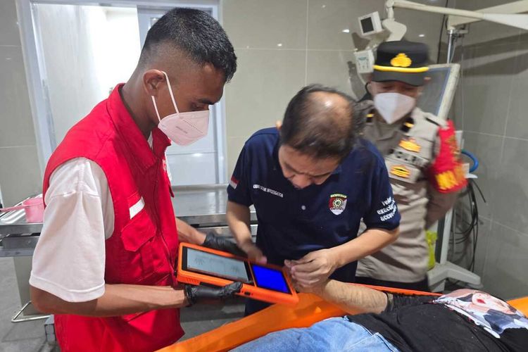 Ditemukan Tewas di Pinggir Jalan, Perempuan Muda Diduga Jadi Korban Begal di Palembang