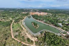 Dibangun PUPR, Embung Kebun Raya Banua Jadi Sumber Air hingga Tempat Wisata di Kalimantan Selatan