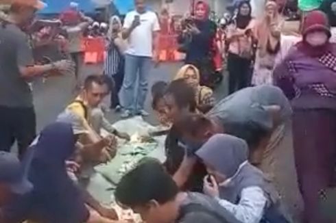 Puluhan Warga Makan Bersama di Jalan hingga Polisi Turun Tangan, Begini Ceritanya