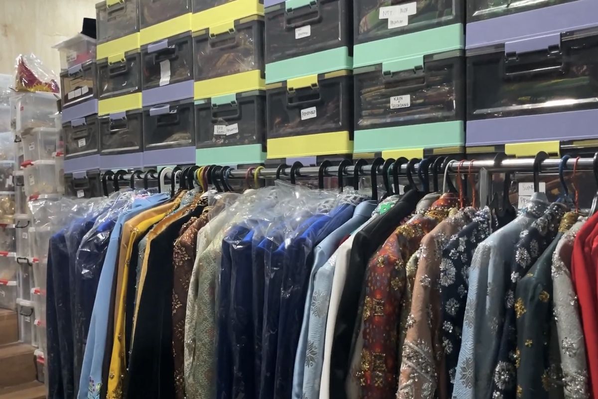 Sebelum Berkilau di HUT ke-79 RI, Perhatikan Tips Memilih Baju Adat yang Sempurna