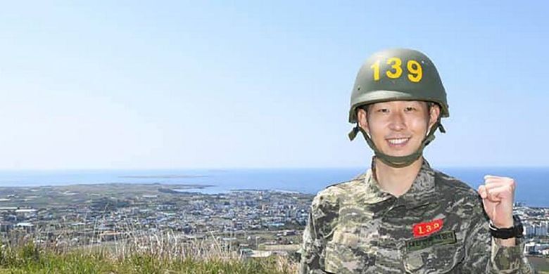 Son Heung Min Ungkap Rasa Aneh Saat Wajib Militer [ 390 x 780 Pixel ]