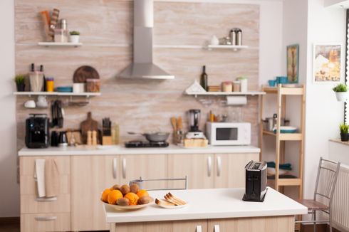Ide Mendekorasi Dapur Modern dengan Lemari Kayu