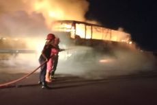 Ini Video Detik-detik Bus Rosalia Indah Ludes Dilalap Api di Tol Pejagan-Pemalang