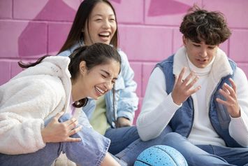 Daftar Tebak-Tebakan Lucu yang Bikin Ngakak