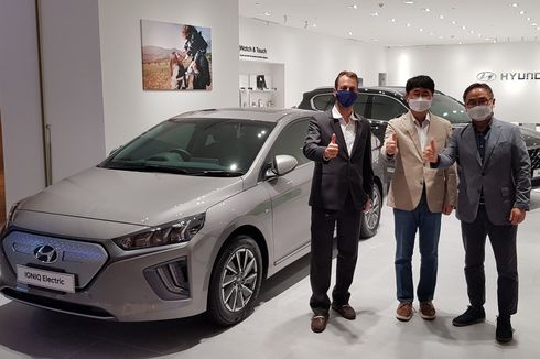 Hyundai Buka Showroom Baru di Mal