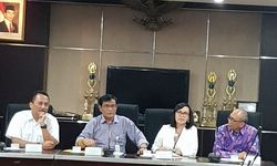 Harga Ayam Anjlok, Kementan Angkat Bicara