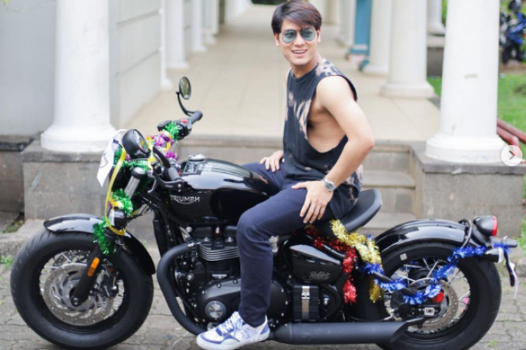 Dapat Kado Motor Ratusan Juta, Rizky Billar Bingung Balas Lesti Kejora