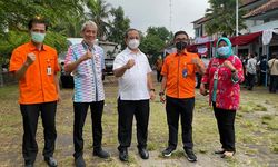 Rayakan Imlek, Kemensos Bagikan BST kepada KPM Tionghoa di Tangerang