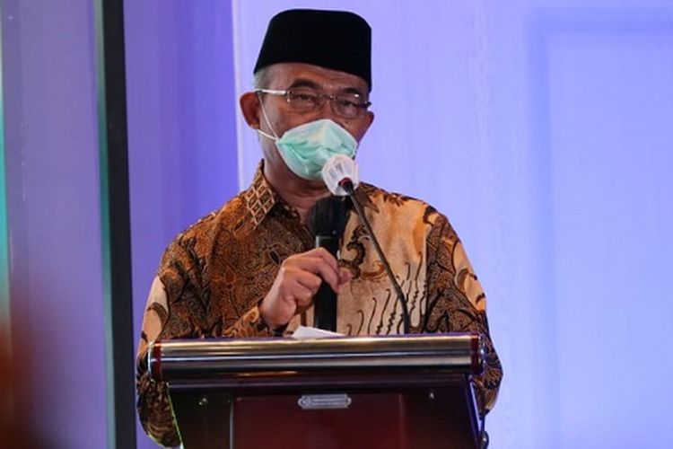 Coordinating Human Development and Culture Minister Muhadjir Effendy said that President Jokowi has instructed the relevant ministers to create new strategies and approaches in the fight against Covid-19.