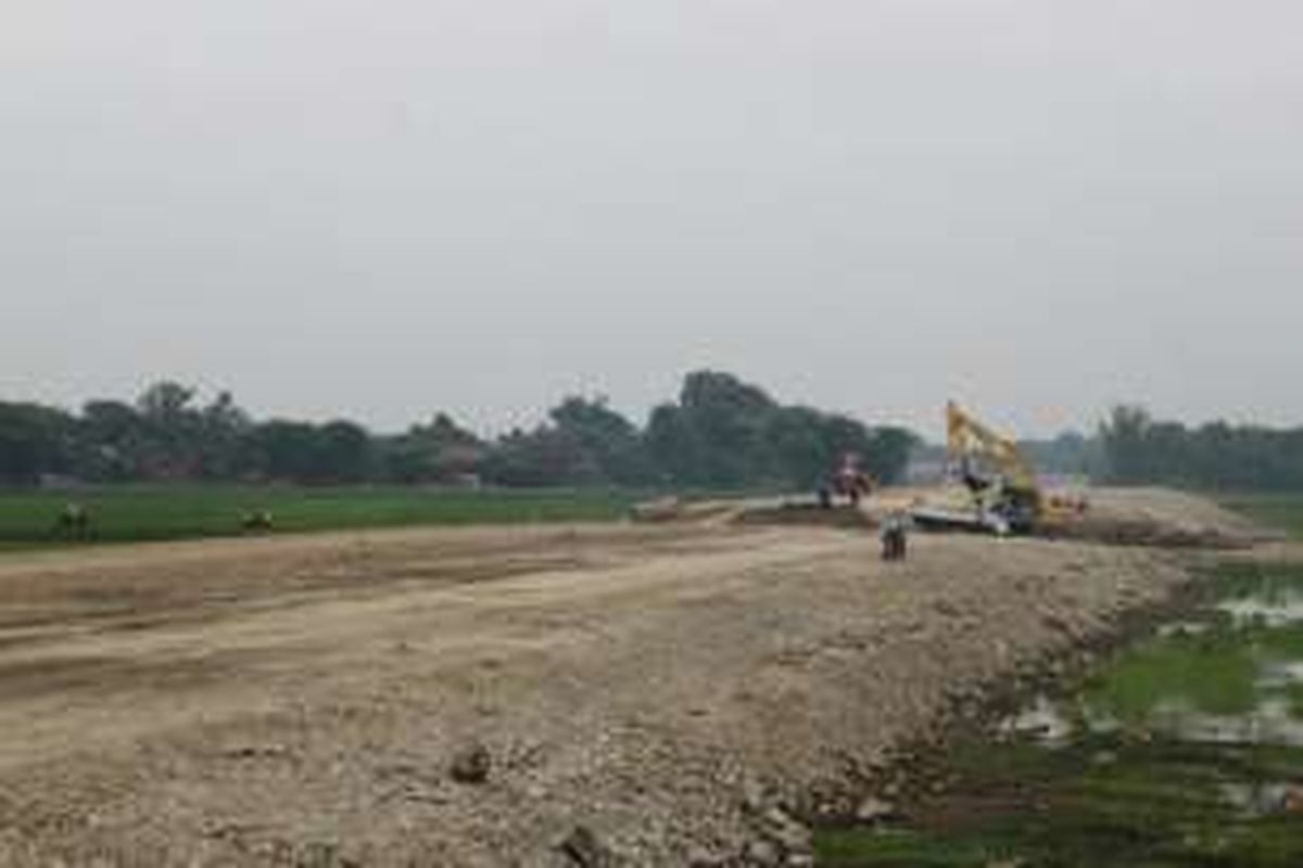 Progress pembangunan Tol Solo-Kertosono pada 17 Desember 2015.