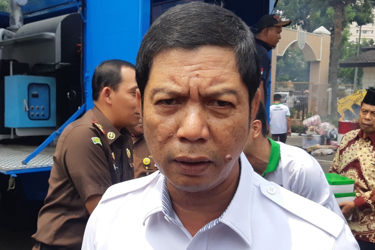 Walikota Jakarta Barat Rustam Effendi di Kantor Kejaksaan Jakarta Barat, Rabu (30/10/2019)