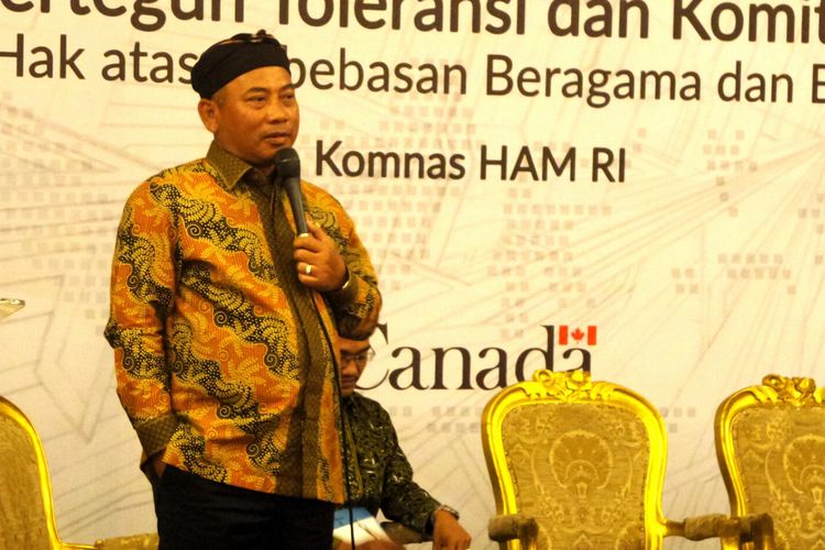 Wali Kota Bekasi Rahmat Effendi saat berbicara di Kongres Nasional Kebebasan beragama dan Berkeyakinan di Balai Kartini, Jakarta Selatan, Kamis (16/3/2017).