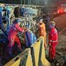 WNA Asal Jepang Tewas Akibat Dump Truck Terguling di GT Karawang Barat