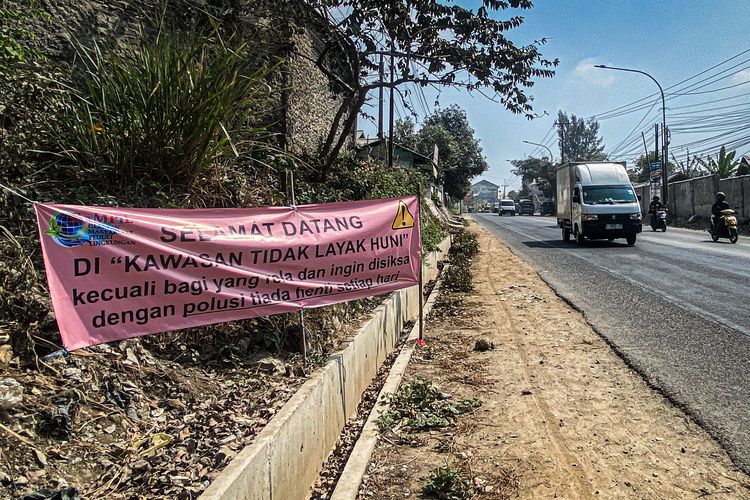 Protes Polusi Udara, Spanduk 