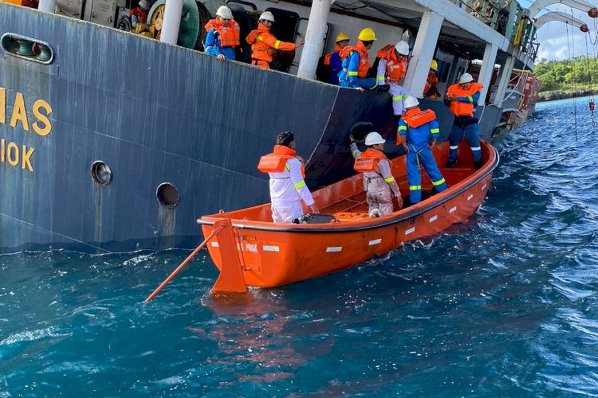 Polisi Ungkap Penyebab Tenggelamnya Kapal Kargo MV Kuala Mas di Perairan Kupang