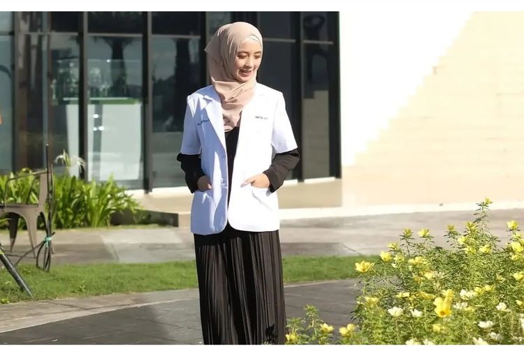 Dokter Gigi Nur Anita, Alumnus UMI yang Pilih Mengabdi di Nabire hingga Deiyai
