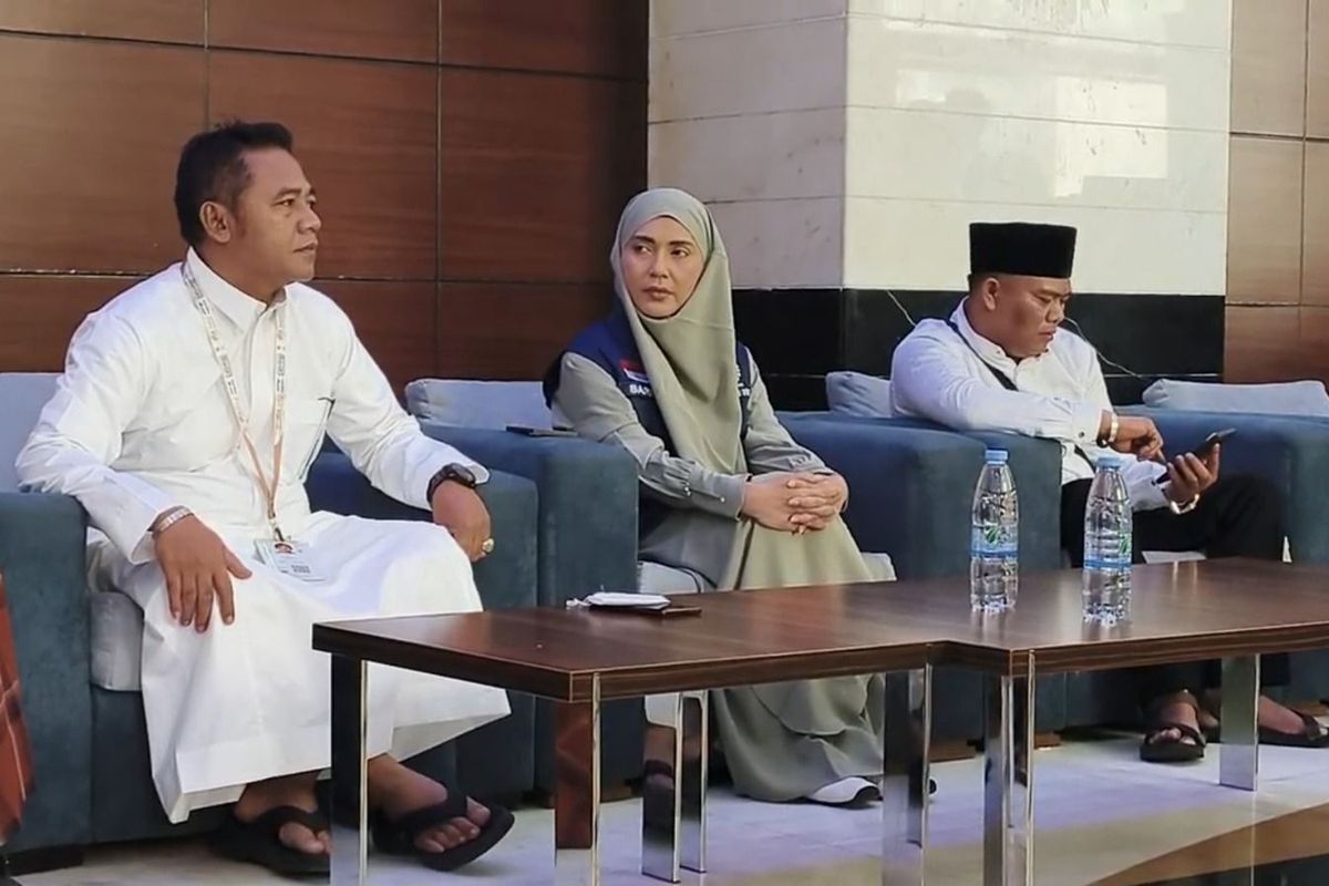Wakil Ketua DPR RI Sari Yuliati mengunjungi penginapan jemaah haji asal Lombok dan Mataraam di Kota Mekkah, Arab Saudi.