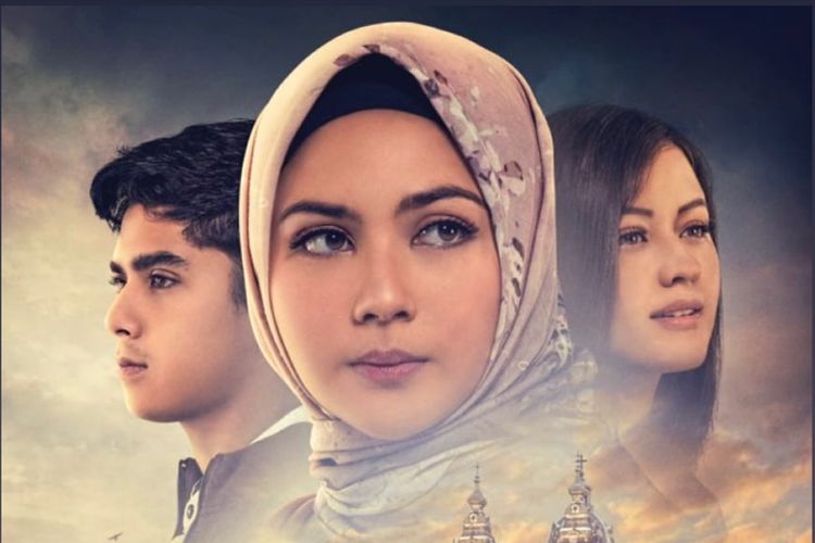 Film Mengejar Surga yang dibintangi Al Ghazali dan Jessica Mila meluncurkan poster serta tanggal perilisannya di 10 Maret 2022.