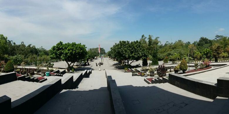 Kondisi halaman Museum Gunung Api Merapi pasca erupsi Gunung Merapi, Jumat (11/5/2018). 