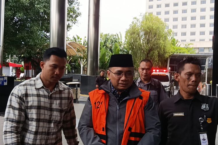 Jadi Tahanan Rutan Lagi, Yaqut: Alhamdulillah Sempat Sungkem sama Ibu