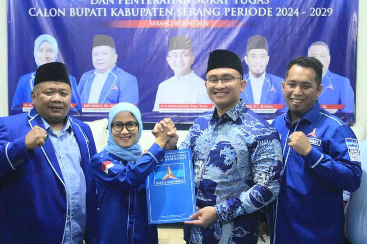 Bacalon Bupati Serang Andika Hazrumy mendapatkan dukungan dari Partai Demokrat di Pilkada Serang 2024.