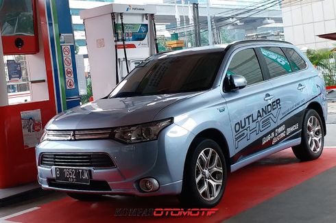 Sebentar Lagi Mitsubishi Luncurkan Outlander PHEV di Indonesia