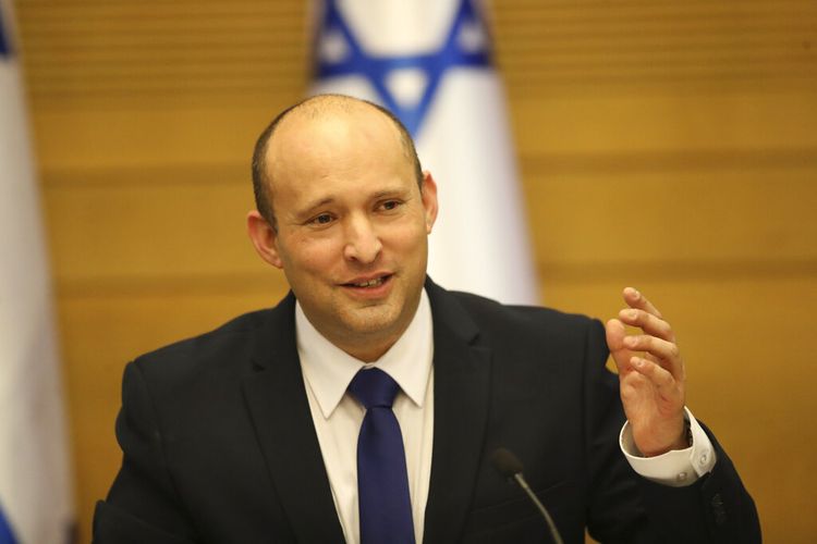 Perdana Menteri baru Israel Naftali Bennett mengadakan pertemuan kabinet pertama di Yerusalem pad Minggu (13/6/2021).