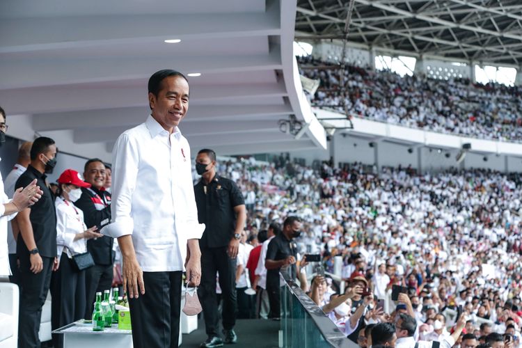 Presiden RI Joko Widodo menghadiri acara Gerakan Nusantara Bersatu di Stadion Gelora Bung Karno, Jakarta, Sabtu (26/11/2022)