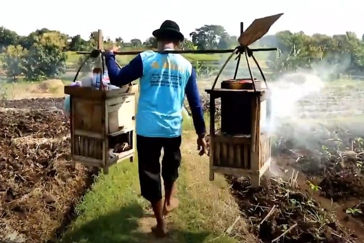 Kopi ethek khas Ponorogo.