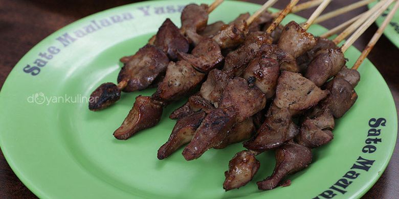 Sate ati ayam.