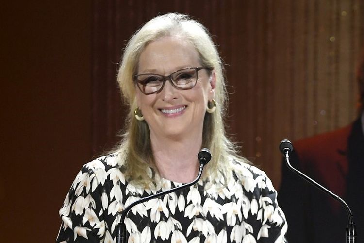 Aktris Meryl Streep menerima penghargaan TIFF Tribute Actor Award pada 2019 Toronto International Film Festival TIFF Tribute Gala di The Fairmont Royal York Hotel, Toronto, Kanada, pada 9 September 2019.