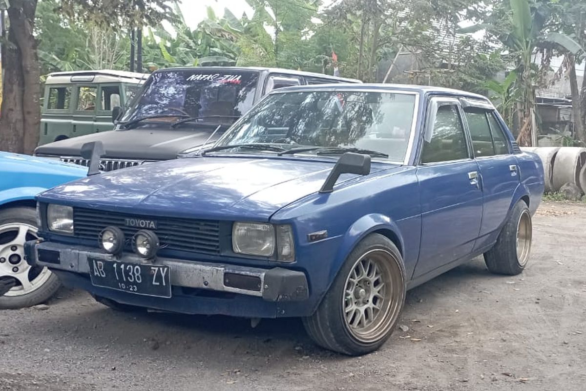 Toyota Corolla DX antre servis