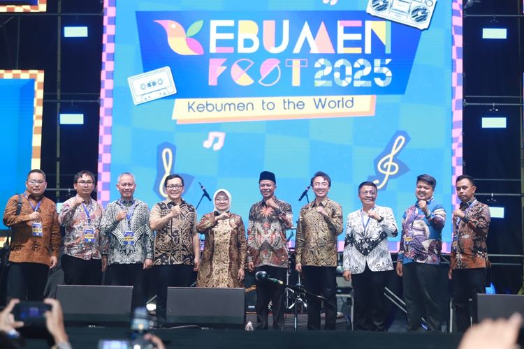 Meriah, Kebumen Fest 2025 Padukan Seni Tradisi dan Teknologi Modern