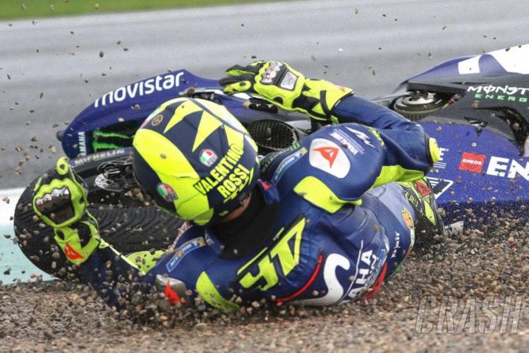 Valentino Rossi terjatuh di MotoGP Valencia 2018