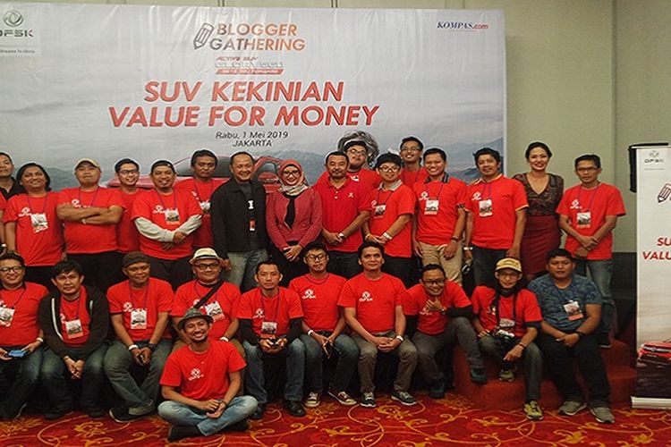 Para blogger dan narasumber Talkshow SUV Kekinian Value for Money di Hotel Swiss-Bellin Hotel Kemayoran (1/5). (KOMPAS.com/Tiara Fitriyani)