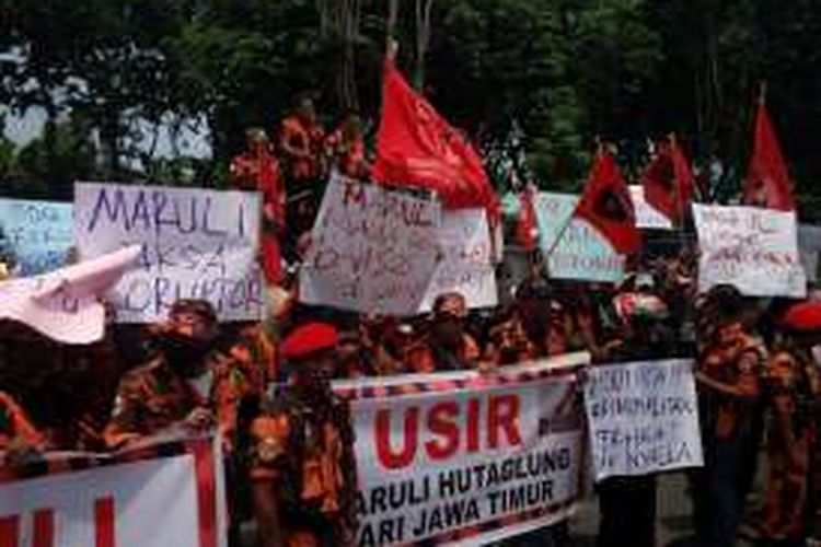Massa pendukung La Nyalla kembali demo Kejati Jatim