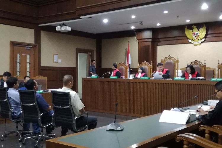 Sidang pemeriksaan saksi untuk terdakwa Managing Director Rohde and Schwarz Indonesia, Erwin Syaaf Arief di Pengadilan Tindak Pidana Korupsi, Jakarta, Senin (2/9/2019)