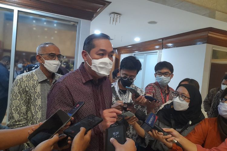 Menteri Perdagangan (Mendag) Muhammad Lutfi ditemui di Kompleks Parlemen Senayan, Jakarta, Selasa (7/6/2022).