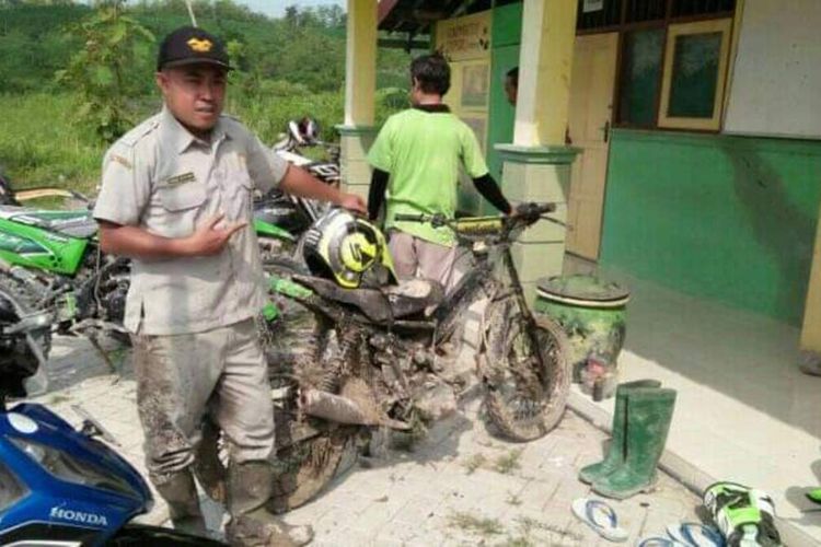 Dokumentasi Andik Santoso, guru honorer yang mengajar di SDN Jipurapah 2, Dusun Kedung Dendeng, Desa Jipurapah, Kecamatan Plandaan, Kabupaten Jombang, Jawa Timur.