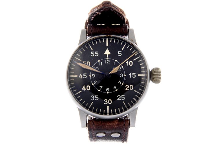 Jam tangan pilot militer The Beobachtungs-uhren (B-Uhr) dari  A. Lange & Söhne