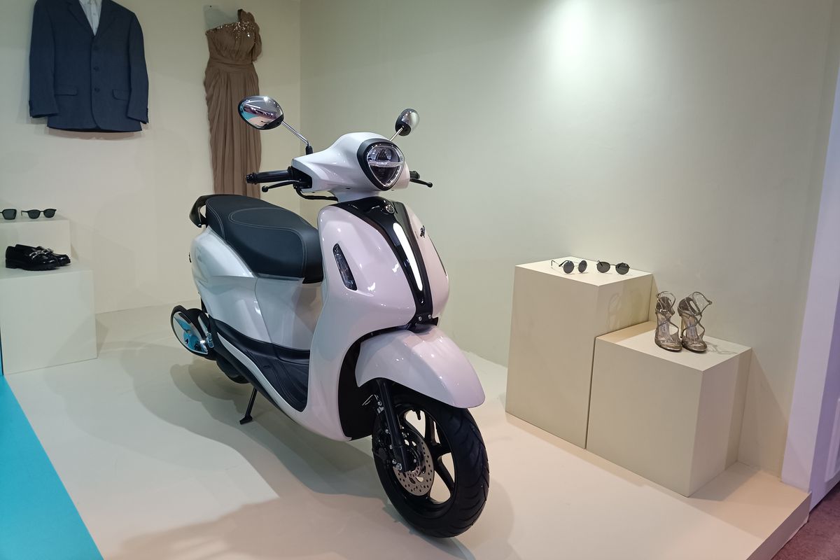 Yamaha Grand Filano Hybrid-Connected resmi meluncur di Indonesia 