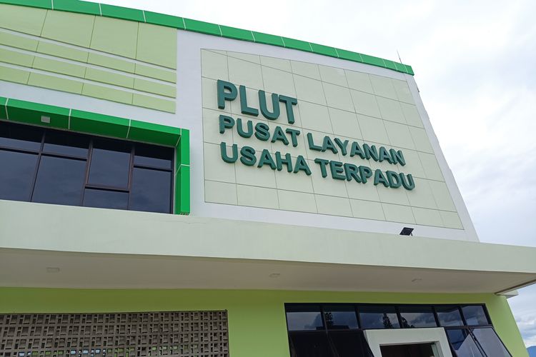 Dokumentasi peresmian gedung PLUT Dinas Koperasi dan UKM Kabupaten Bandung pada 5 Juli 2023.