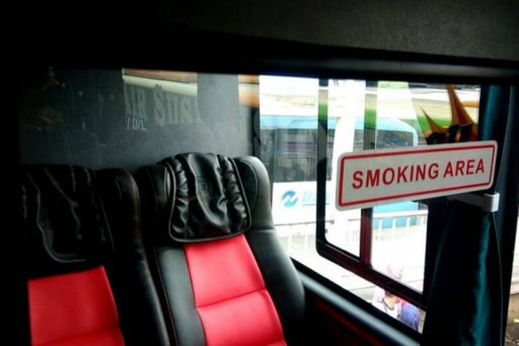 smoking room bus