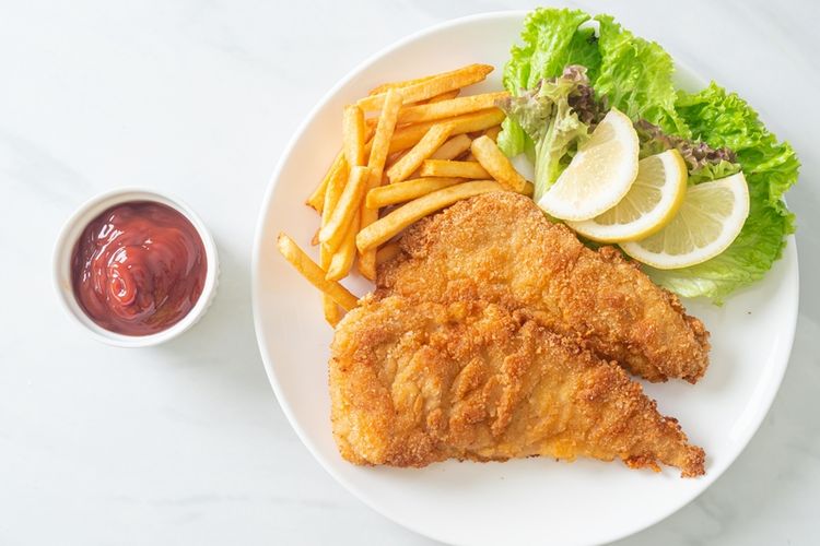 Ilustrasi crispy chicken steak.