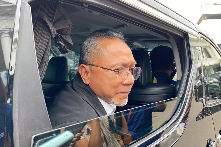 Ketua Umum Partai Amanat Nasional (PAN) Zulkifli Hasan saat ditemui di Kompleks Istana Kepresidenan, Jakarta Pusat, Rabu (22/5/2024). 