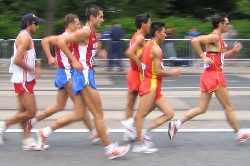 Jalan Cepat: Pengertian, Teknik, Peraturan, dan Manfaatnya