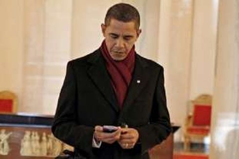 Obama Tak Lagi Pakai BlackBerry, Apa Ponsel Penggantinya?