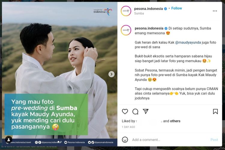 Foto prewedding Maudy Ayunda dengan latar belakang alam Sumba NTT.